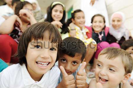 Grande gruppo folla felice bambini diverso estate Foto d'archivio © zurijeta