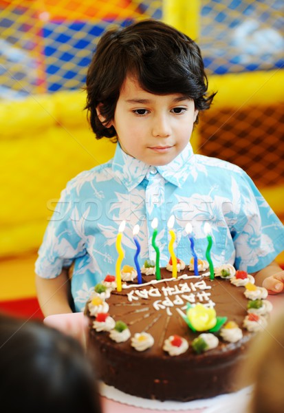 Kinderen vieren verjaardagsfeest speeltuin kinderen Stockfoto © zurijeta