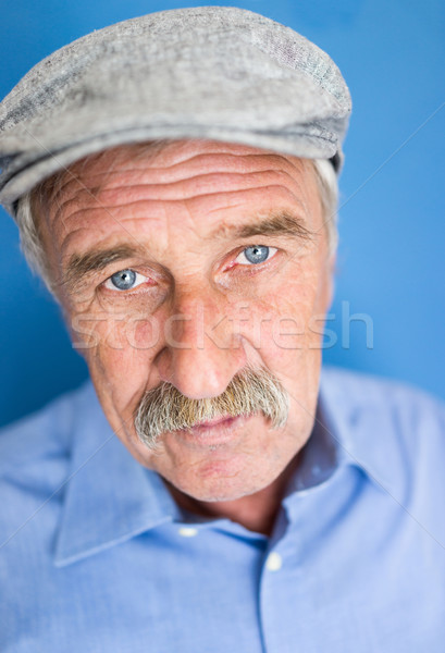 Portré mosolyog idős férfi bajusz jól kinéző Stock fotó © zurijeta