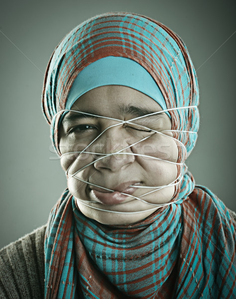 Portret mooie moslim arabisch meisje vrouw Stockfoto © zurijeta