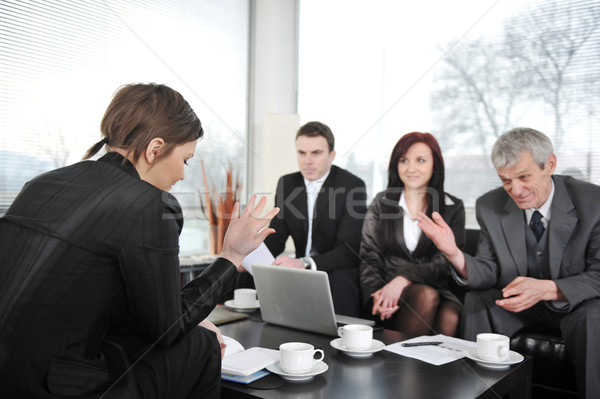 Kobieta interesu rozmowa kwalifikacyjna spotkanie szczęśliwy laptop biznesmen Zdjęcia stock © zurijeta
