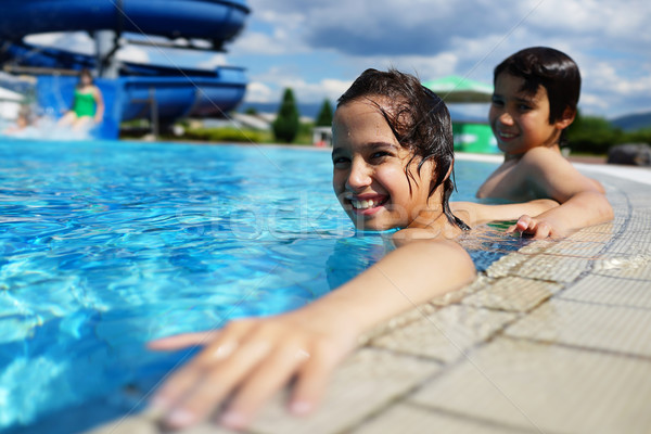 Fericit copii vară piscină Imagine de stoc © zurijeta