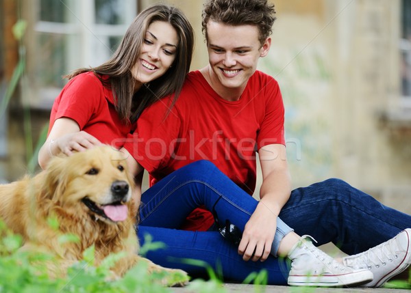 Jóvenes personas reales calle perro urbanas elegante Foto stock © zurijeta