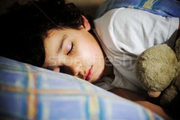 Cute wenig Junge schlafen kid Gesicht Stock foto © zurijeta