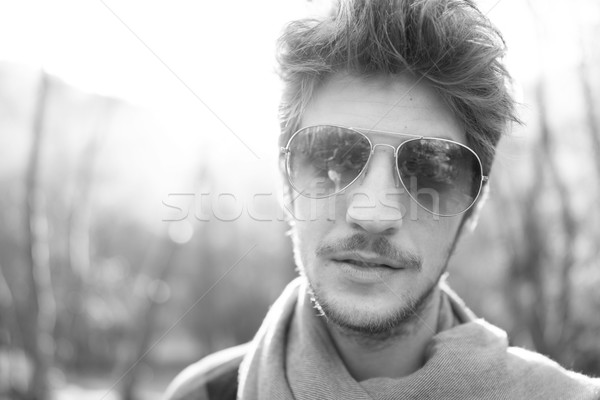 [[stock_photo]]: Jeunes · bel · homme · nature · soleil · vent · cheveux