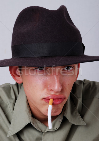 Homme cigarette bouche vie peau malade [[stock_photo]] © zurijeta