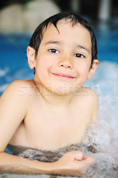Nyáridő úszik tevékenységek boldog gyerekek medence Stock fotó © zurijeta