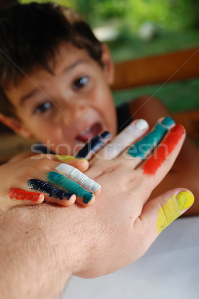 Vários cores criança pai dedos ao ar livre Foto stock © zurijeta