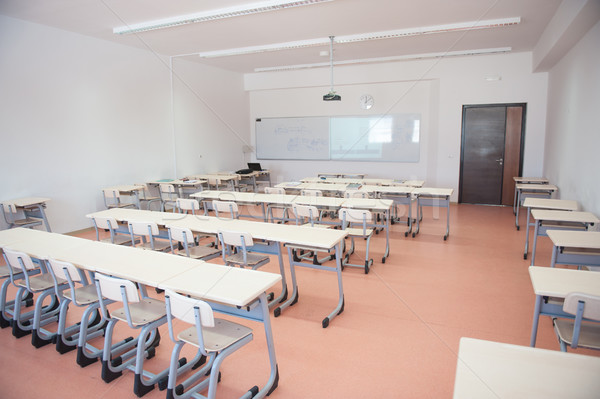 Foto stock: Vazio · sala · de · aula · parede · educação · quarto · verde