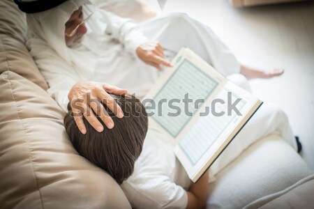 Homme Kid lecture livre âgées séance [[stock_photo]] © zurijeta