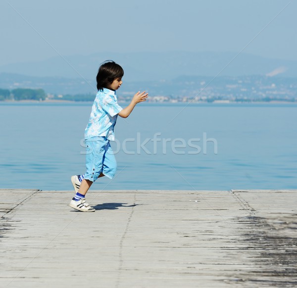 Stockfoto: Jongen · mooie · meer · dok · kid · houten