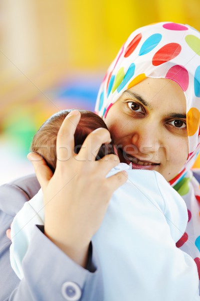 Arabe mère bébé musulmans maman [[stock_photo]] © zurijeta