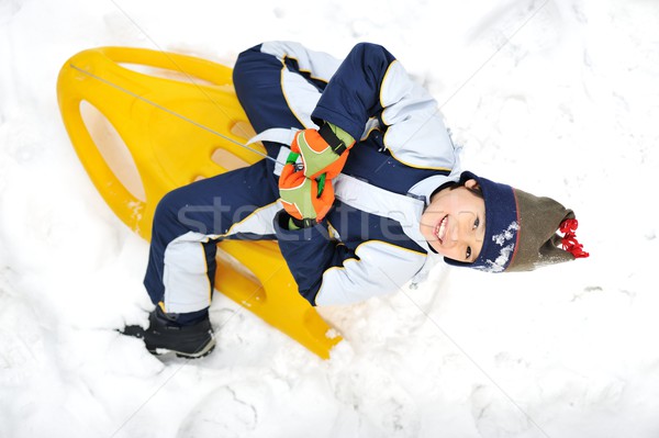 商业照片: 孩子们 · 雪橇 ·雪· 女孩 ·爱· 运动 / kids sliding