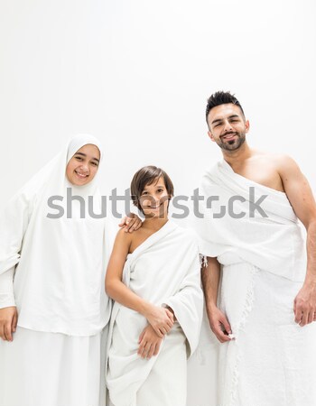 Müslüman beyaz geleneksel elbise aile kadın Stok fotoğraf © zurijeta