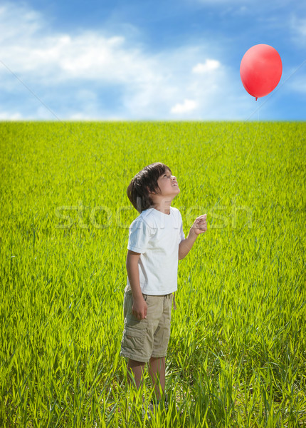 Enfant ballon permanent vert domaine Kid [[stock_photo]] © zurijeta