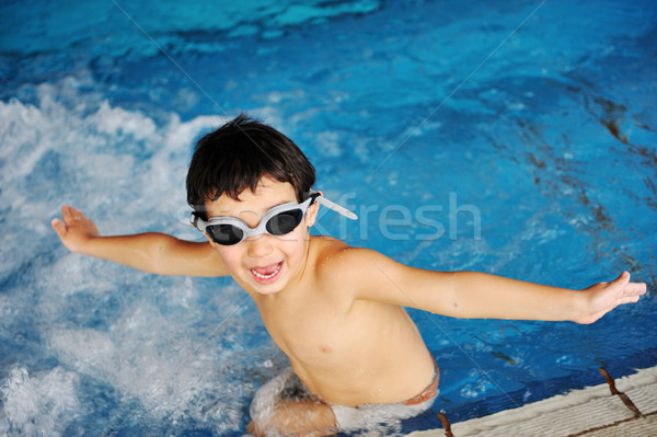 Stok fotoğraf: Faaliyetler · havuz · çocuklar · yüzme · oynama · su