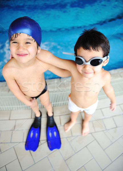 Foto stock: Crianças · piscina · felicidade · alegria · sorrir · deserto