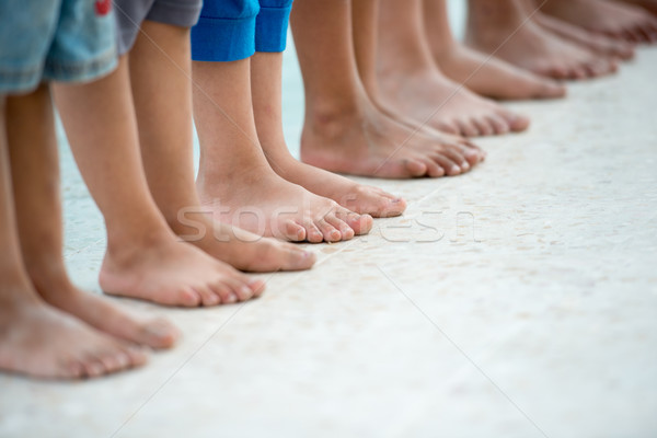 Kinderen voeten school onderwijs benen afrika Stockfoto © zurijeta