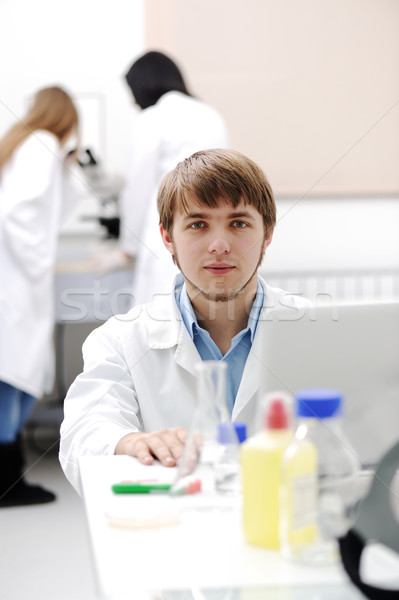 Сток-фото: молодые · медицинской · ученого · рабочих · современных · лаборатория