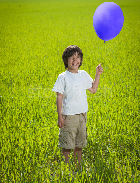 Enfant ballon permanent vert domaine Kid [[stock_photo]] © zurijeta