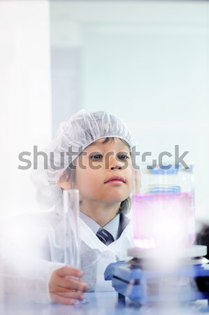 Okos aranyos kicsi férfi gyermek teszt Stock fotó © zurijeta