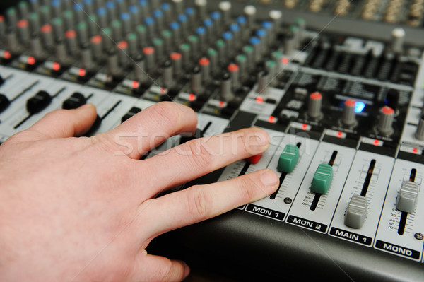 Primer plano de audio mezclador botones música tecnología Foto stock © zurijeta