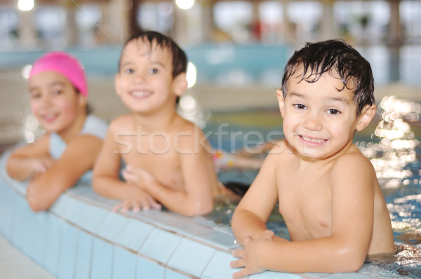 Foto stock: Hermosa · infancia · momentos · piscina · desierto · verano